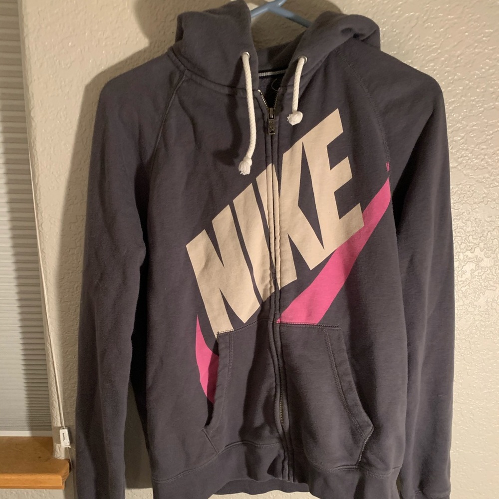 💜3/$12 Nike Zip Up Hoodie
